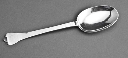 James II Silver Trefid Spoon - First Fifteen London Spoonmakers 1580-1697